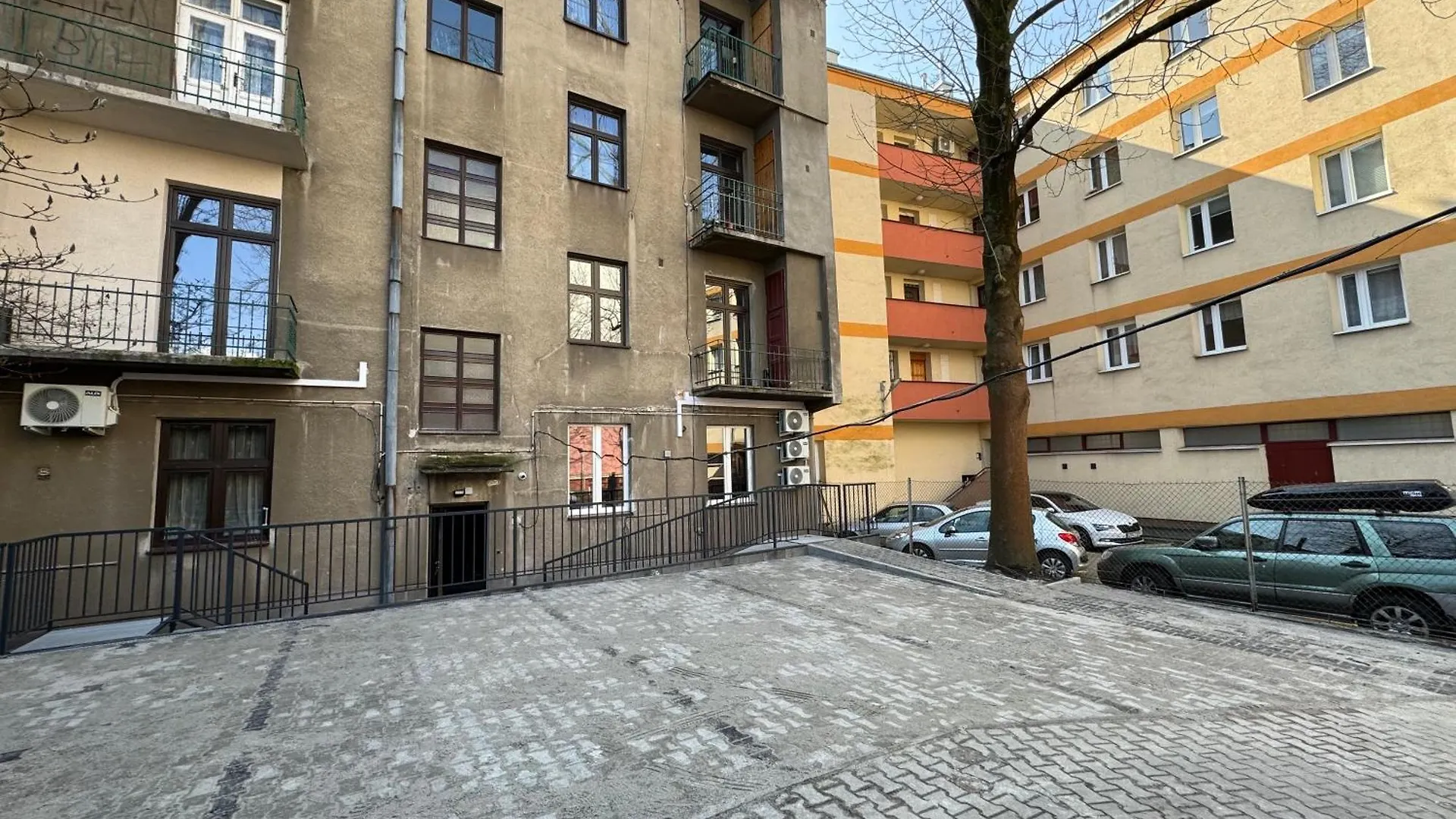Revesen Premium Apartments Krakow Poland