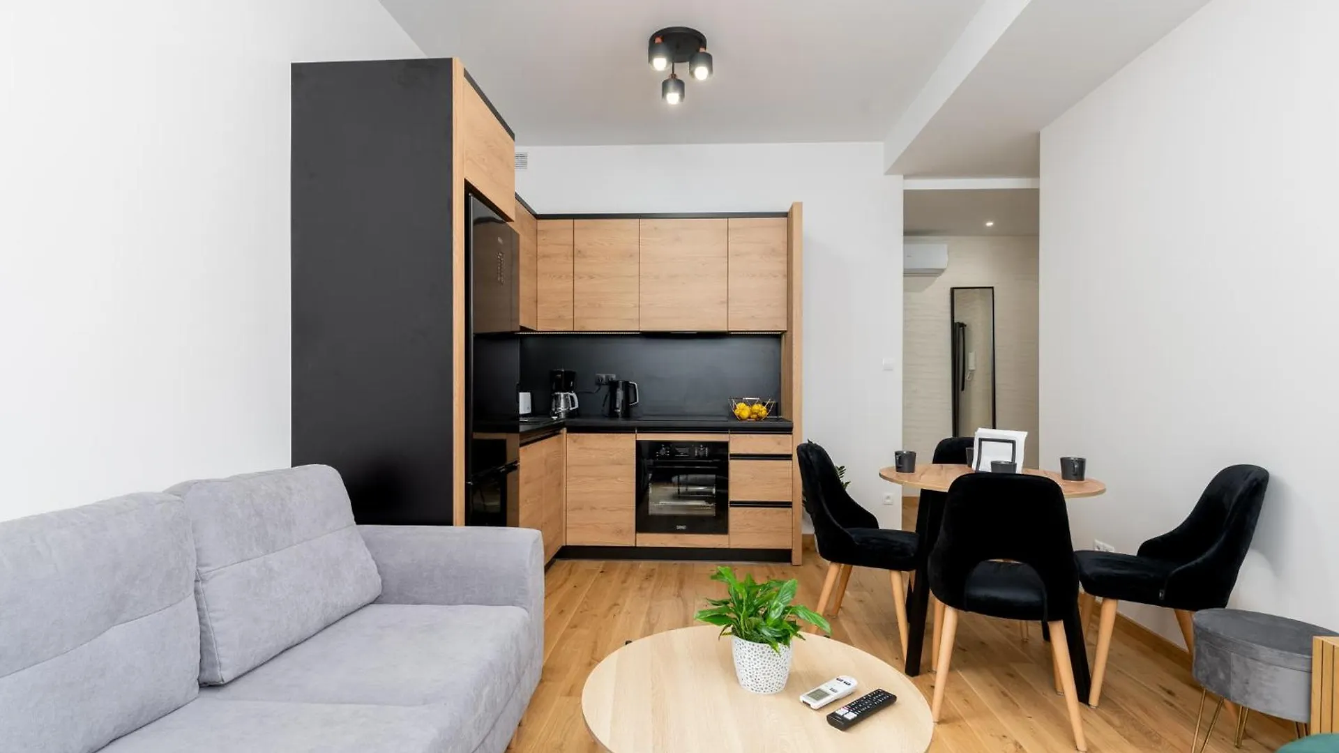 Revesen Premium Apartments Krakow