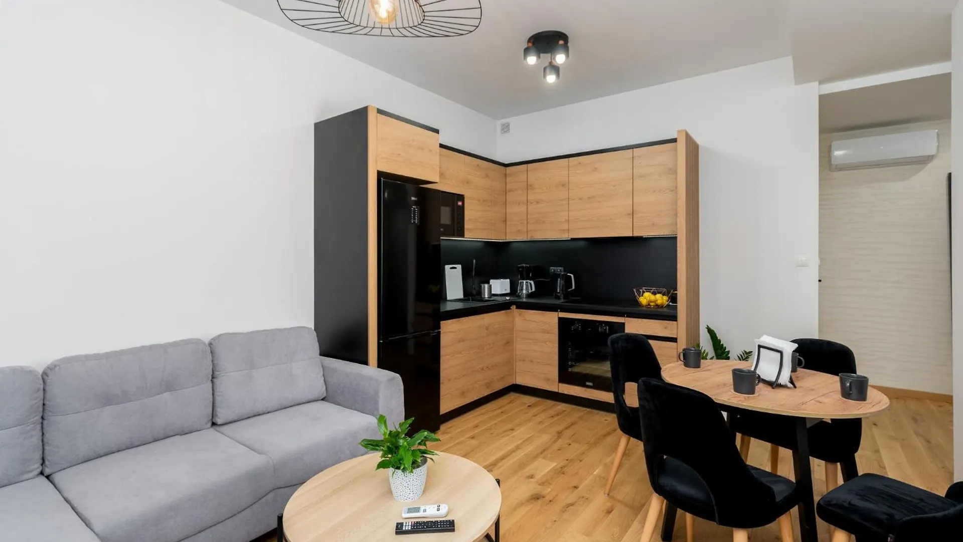 Revesen Premium Apartments Krakow Poland