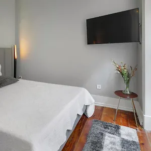 small-design-studio-rosa-bairro-alto.hotels-lisbon-portugal.com/